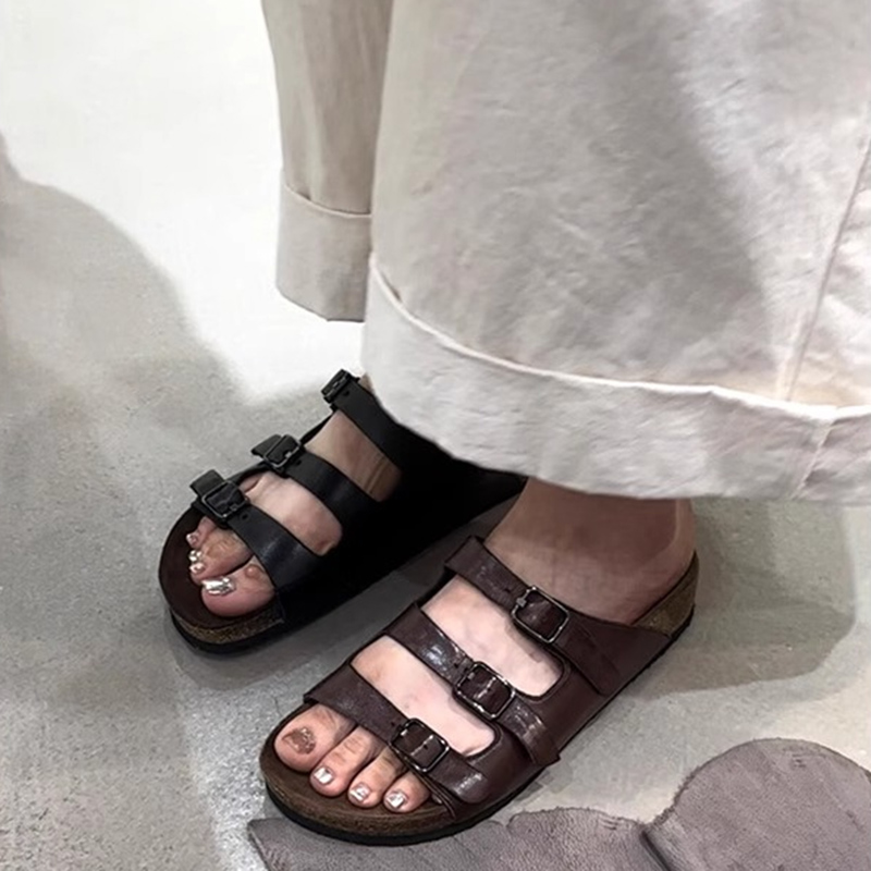 Vintage Outdoor Fashion - Women's Vintage Triple Buckle Strap Slides