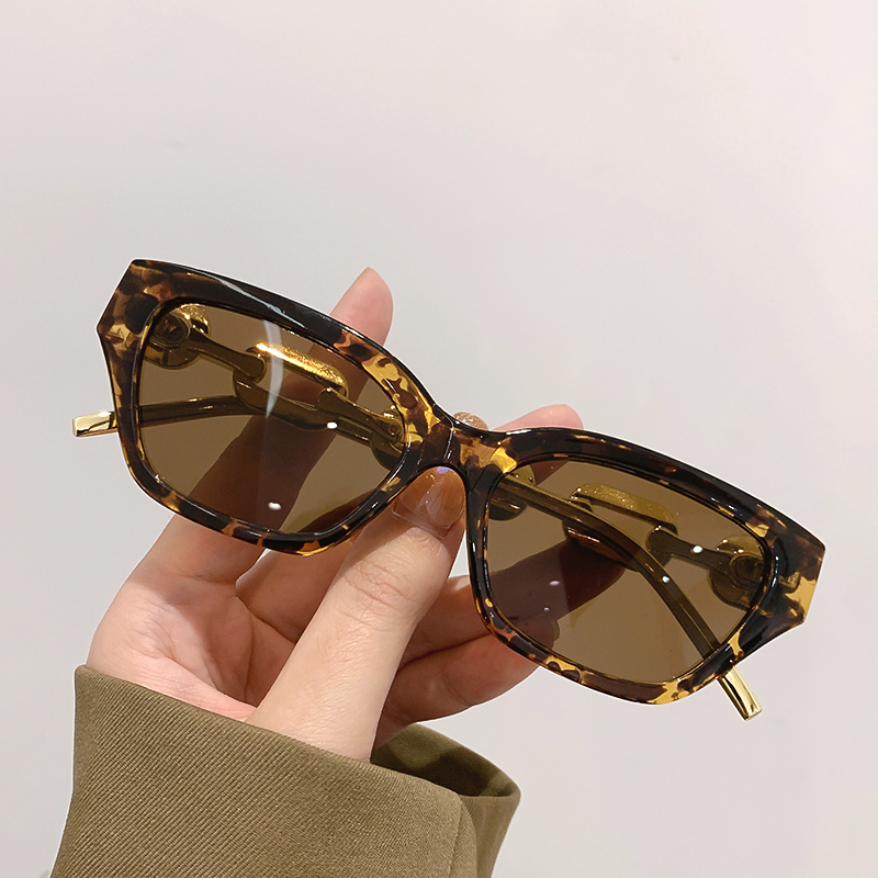 Vintage Outdoor Fashion - Classic Casual Sunglasses For Women Men