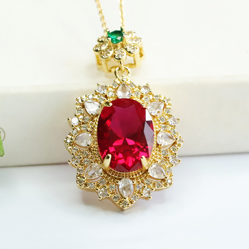 Red Corundum Pendant Cultivati - Vintage Fashion Center recensie en prijs