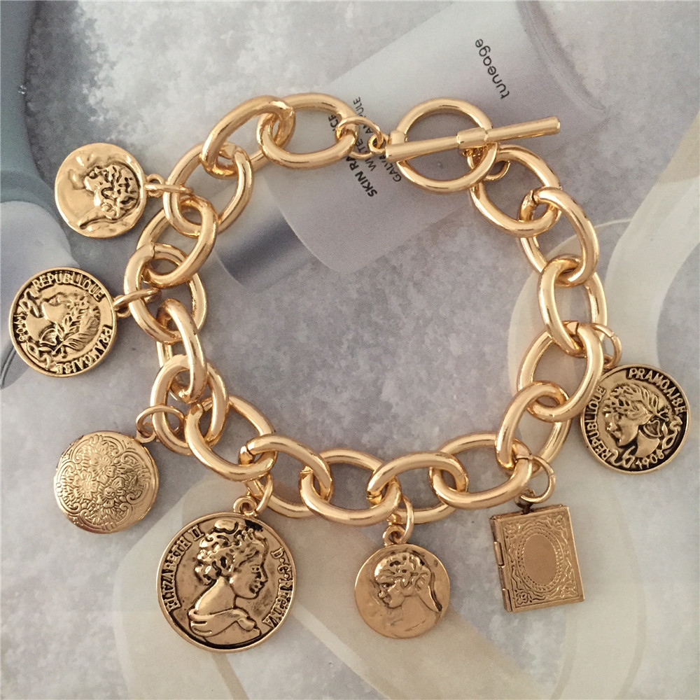 Bohemia Antique Gold Color Vin - Vintage Fashion Coloring Book recensie en prijs