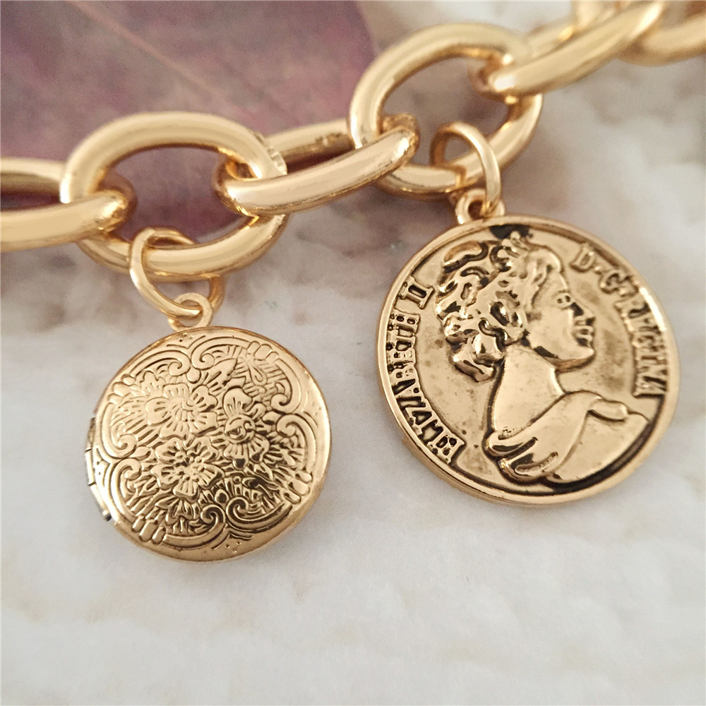 Bohemia Antique Gold Color Vin - Vintage Fashion Coloring Book recensie en prijs