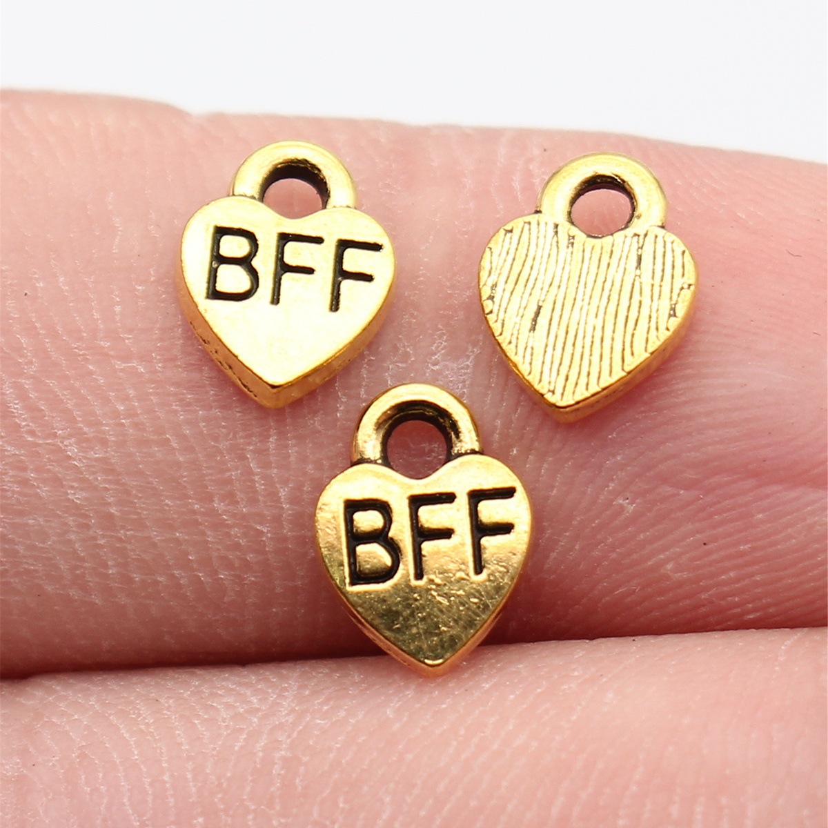 40pcs 9.3x7mm Antique Gold Col - Vintage Fashion Labels recensie en prijs