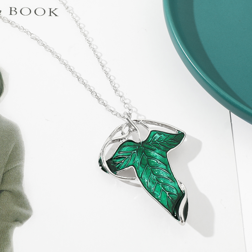 Vintage Green Leaf Pendant Nec - Vintage Fashion Tv recensie en prijs