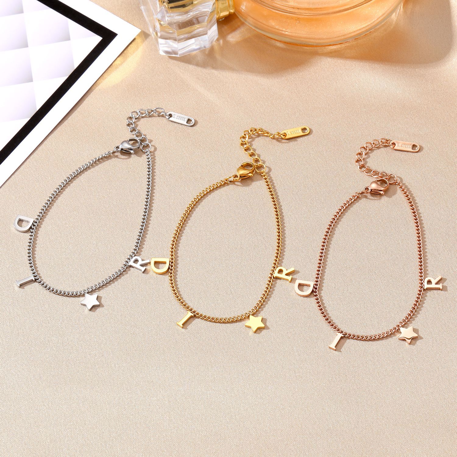 Korea New Fashion Letter Star  - Vintage Fashion Korea recensie en prijs